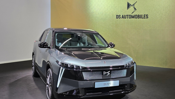 DS N°7 nouveau porte-étendard du luxe français