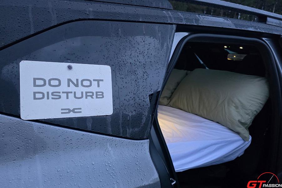 dacia do not disturb