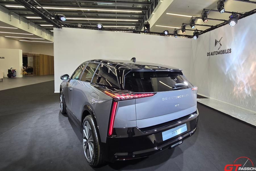 VUE3/4 ARRIERE DS N°7