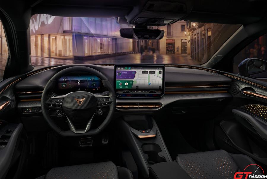 habitacle cupra raval