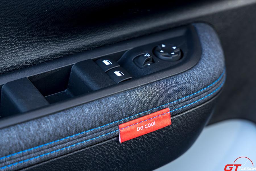 Citroen-e-C3-Urban-Range-Bright-Blue-adriencortesi-093900x600