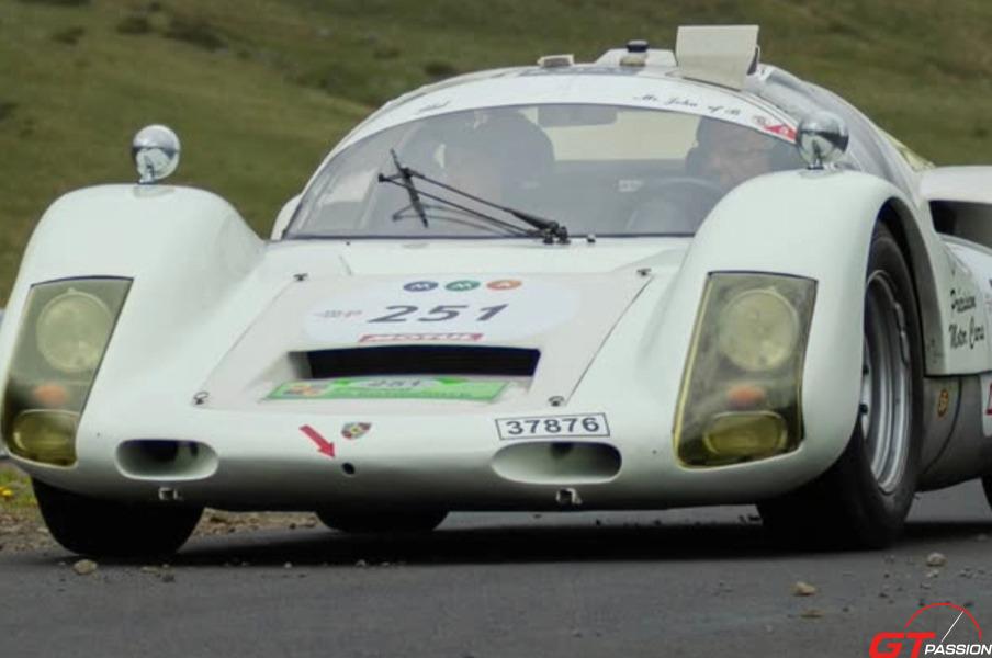 PORSCHE 904