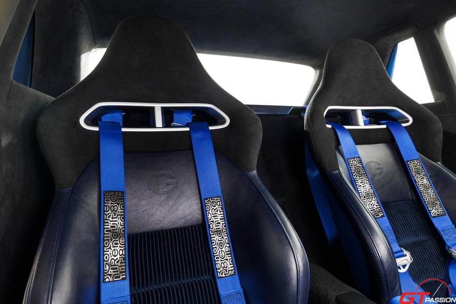Renault-8-Gordini-Concept-siege baquet