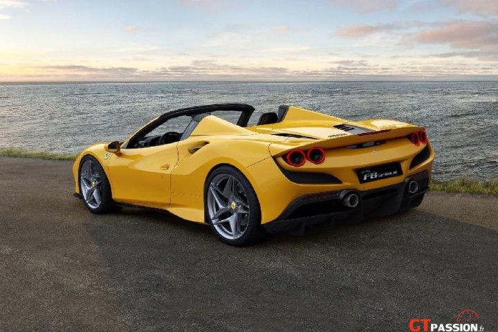 Ferrari F8 Spider