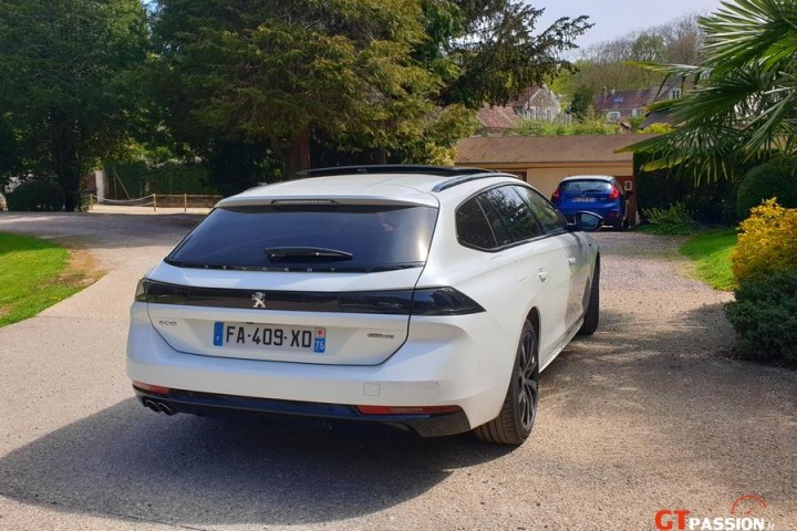 Peugeot 508 SW GT parc Presse