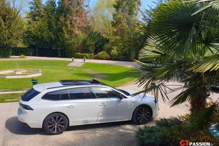 Peugeot 508 SW GT parc Presse