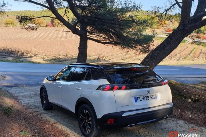 Nouveau Peugeot 2008 GT