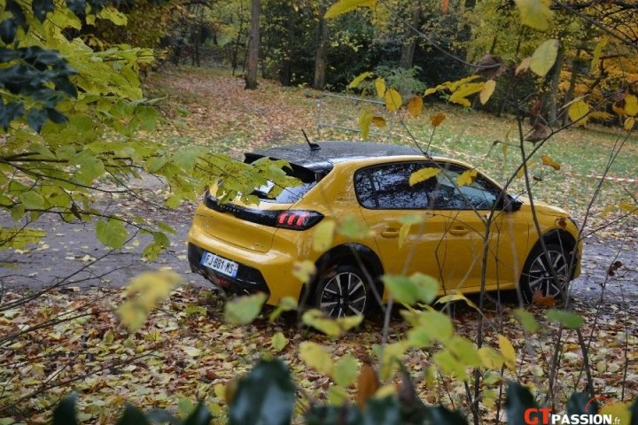 Nouvelle Peugeot 208