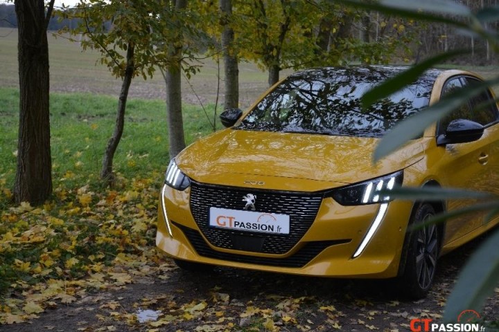 Nouvelle Peugeot 208