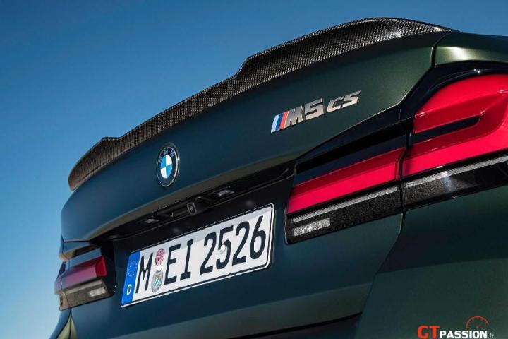 BMW-M5-CS